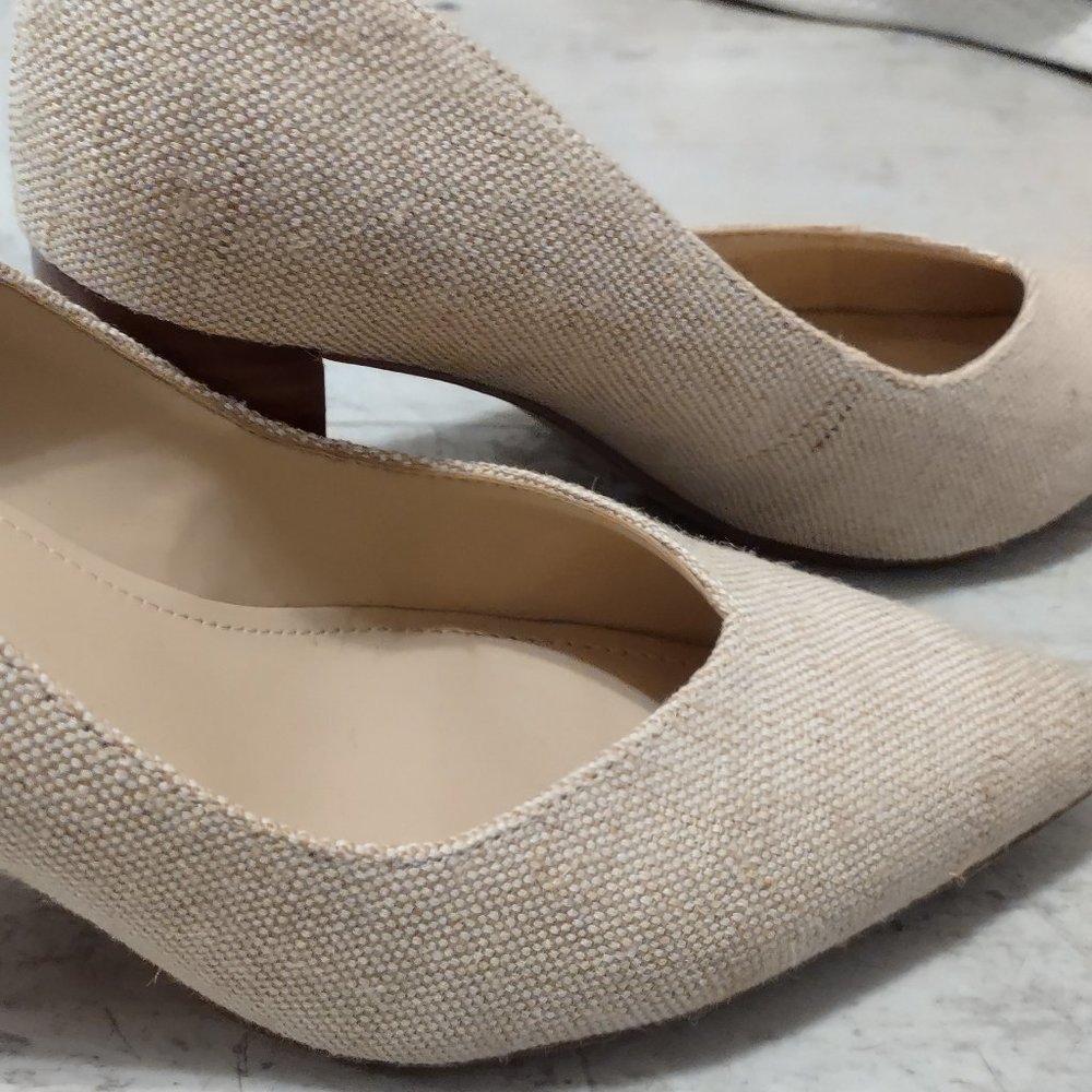 Marc Fisher women's heels with wooden heel Heels tan 7.5 like new